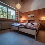 Apartment Casa Dschember 10 Arosa